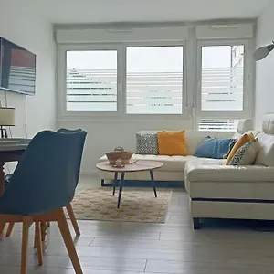 Appartement Beau T3 A 5 Min Du Grand Stade Avec Parking Gratuit, Villeneuve-d'Ascq